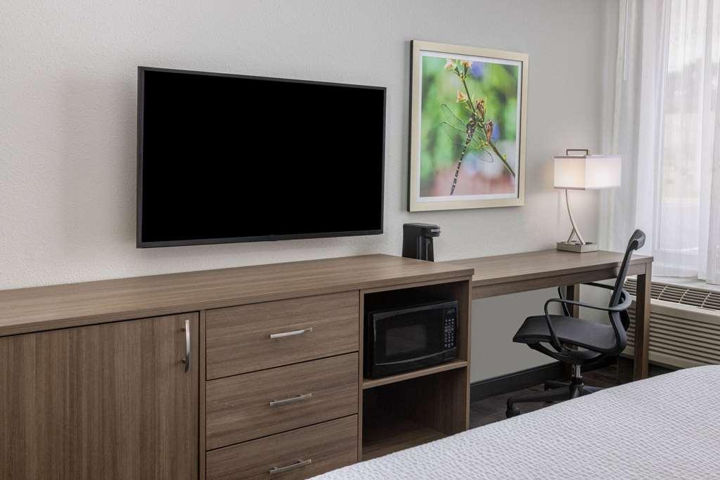La Quinta Inn & Suites By Wyndham バルドスタ 部屋 写真