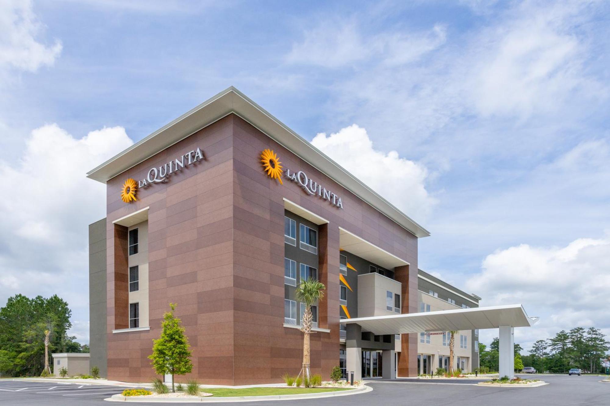 La Quinta Inn & Suites By Wyndham バルドスタ エクステリア 写真
